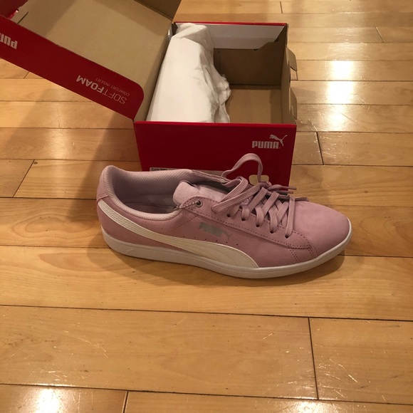 Suede Pumas - Picture 2 of 2